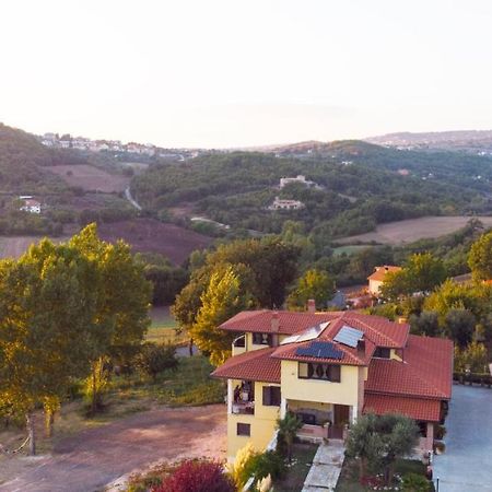 Domus Ansantica Villa Villamaina Buitenkant foto